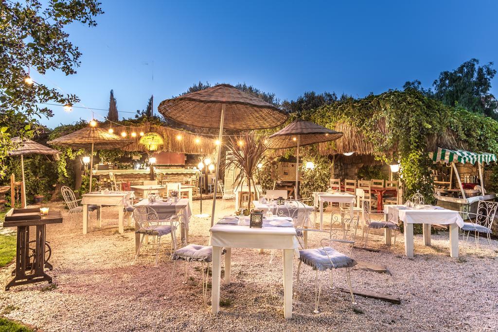 Retro Butik Otel (Adults Only) Cesme Ngoại thất bức ảnh