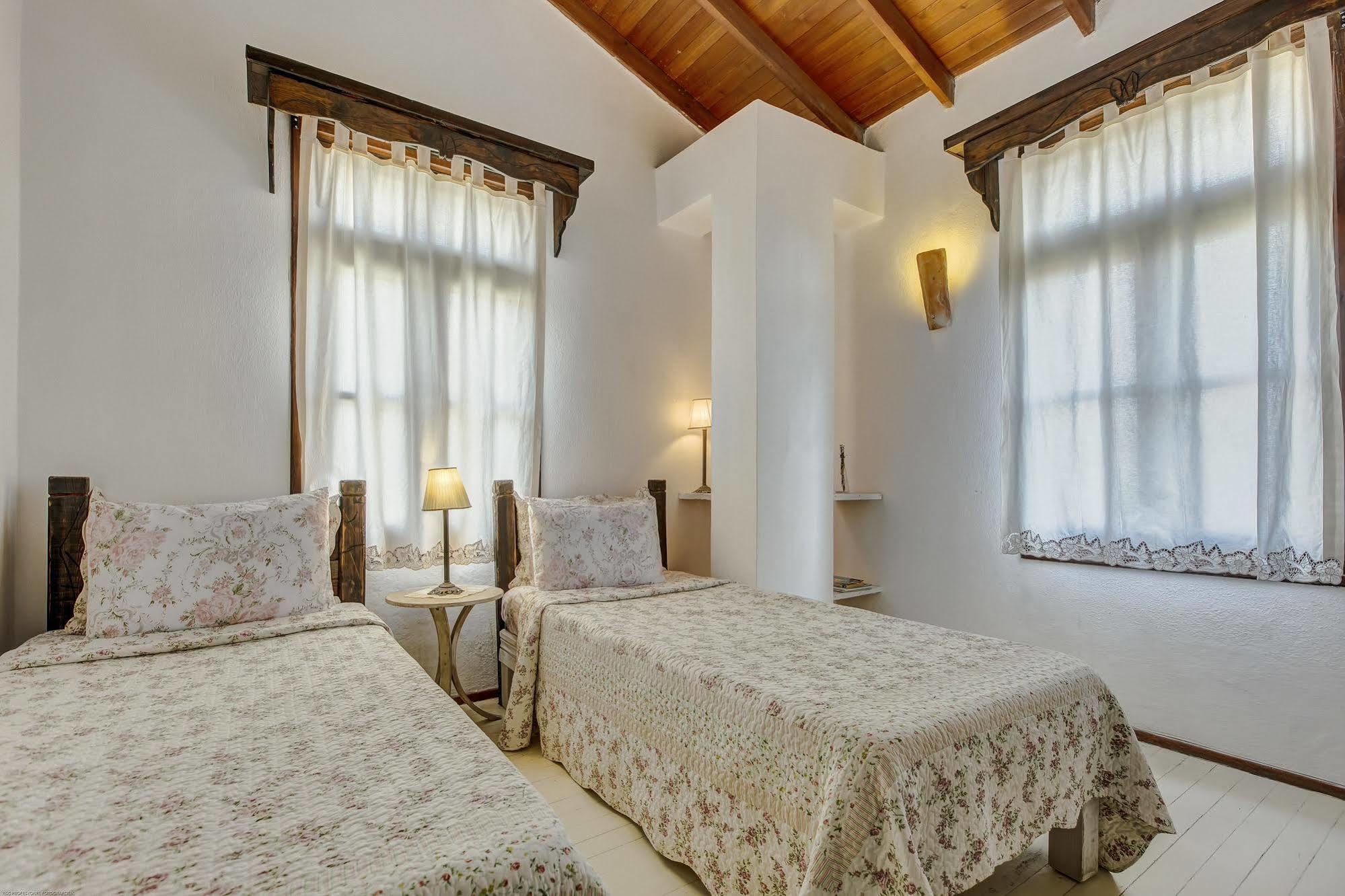 Retro Butik Otel (Adults Only) Cesme Ngoại thất bức ảnh