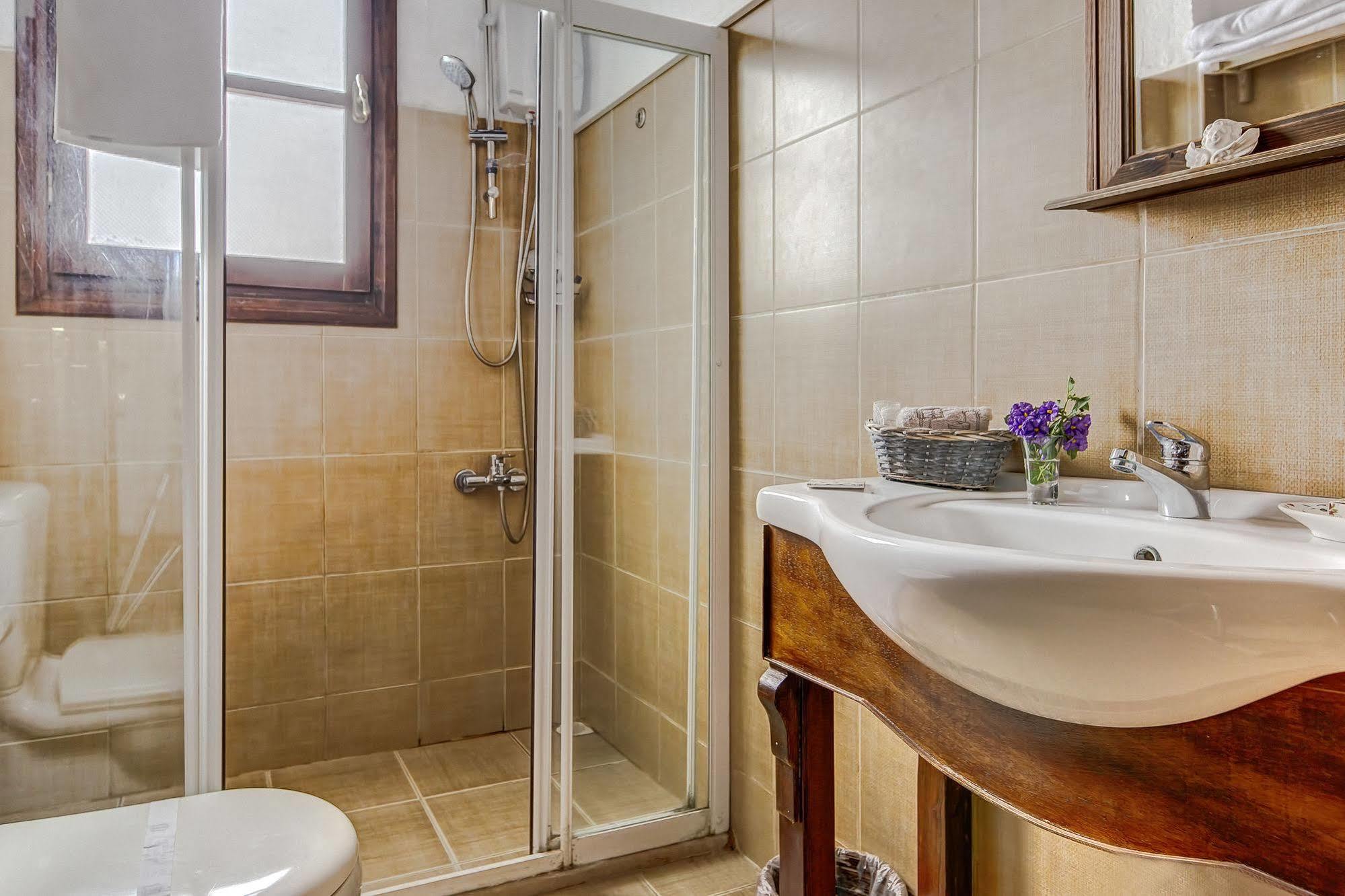 Retro Butik Otel (Adults Only) Cesme Ngoại thất bức ảnh